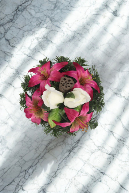 Veniec 30 cm s ľaliami a ružami