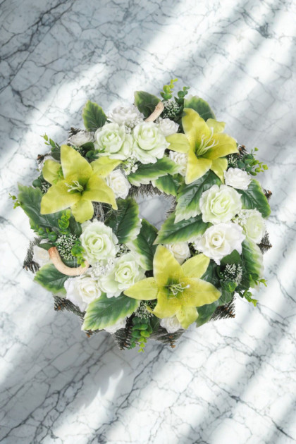 Veniec grécky borovica ruža,ľalia