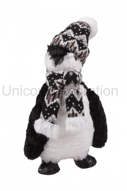 Tučniak s čiapkou