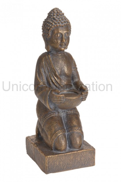 Budha kľačiaci  